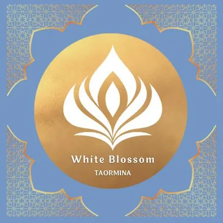 White Blossom Apartman *